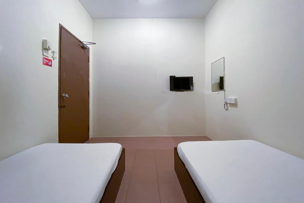Spot On 89907 Motel Impian Seri Manjung Exterior photo