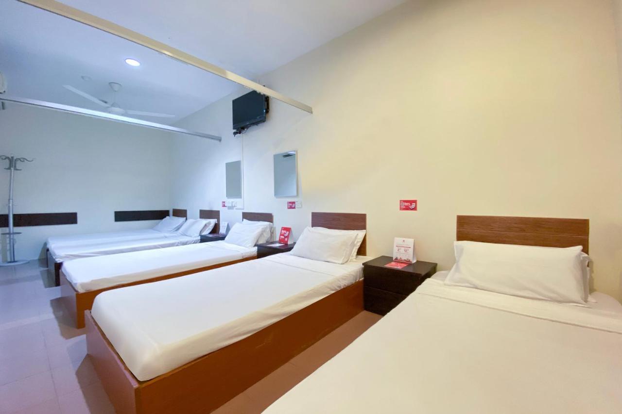 Spot On 89907 Motel Impian Seri Manjung Exterior photo