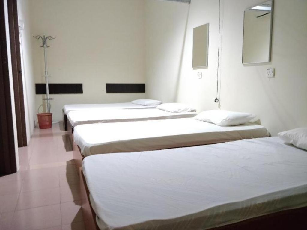Spot On 89907 Motel Impian Seri Manjung Exterior photo