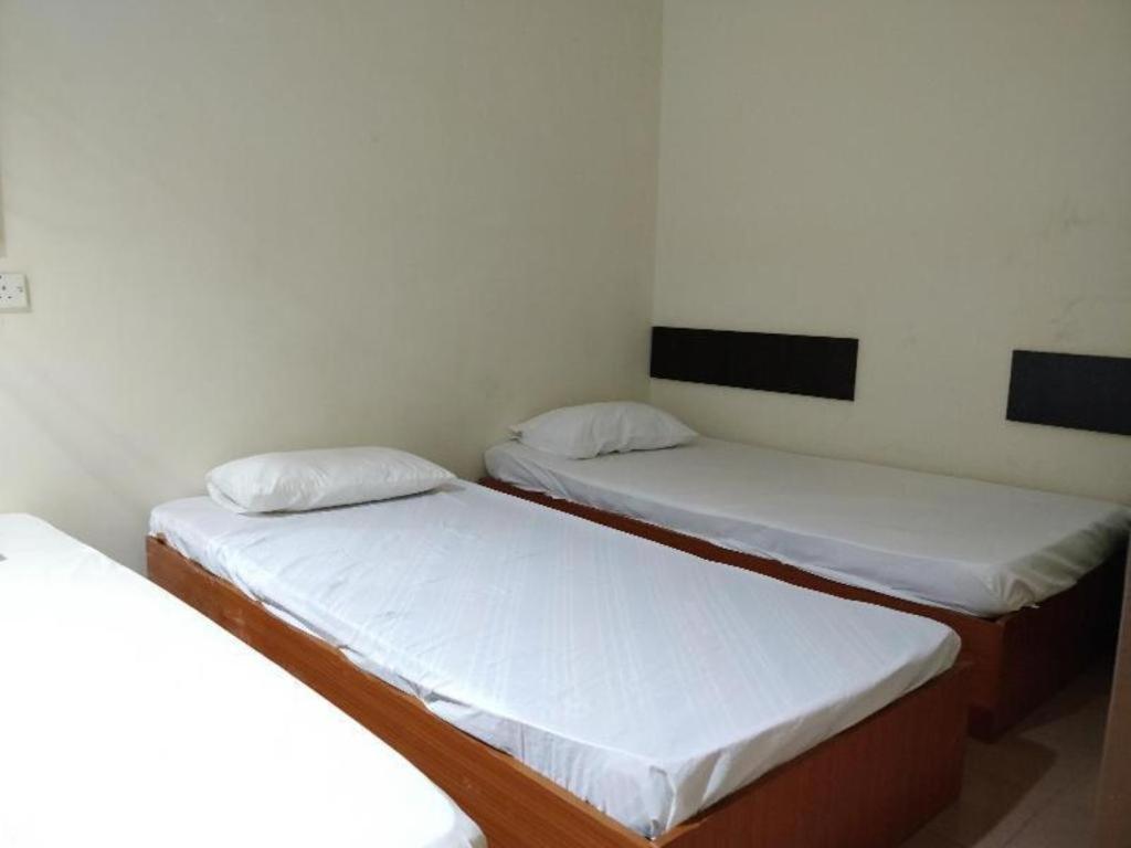 Spot On 89907 Motel Impian Seri Manjung Exterior photo